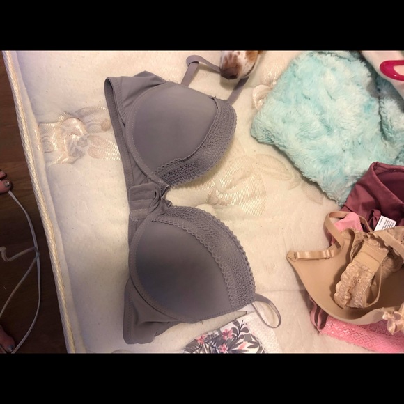 Bras - Picture 1 of 1
